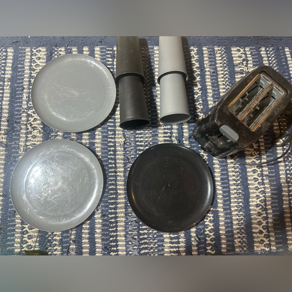 Toaster and Kitchen Essential Bundle Lot of 8 - Picture 4 of 14